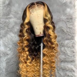 20 Inch curly Lace Front Wig 13x4 Hd Frontal Wig 250% Density Human Hair Wig